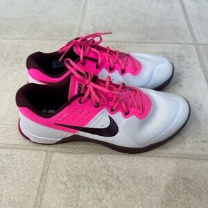 Nike Metcon 2 - Women’s size 11 - white, hot pink, maroon